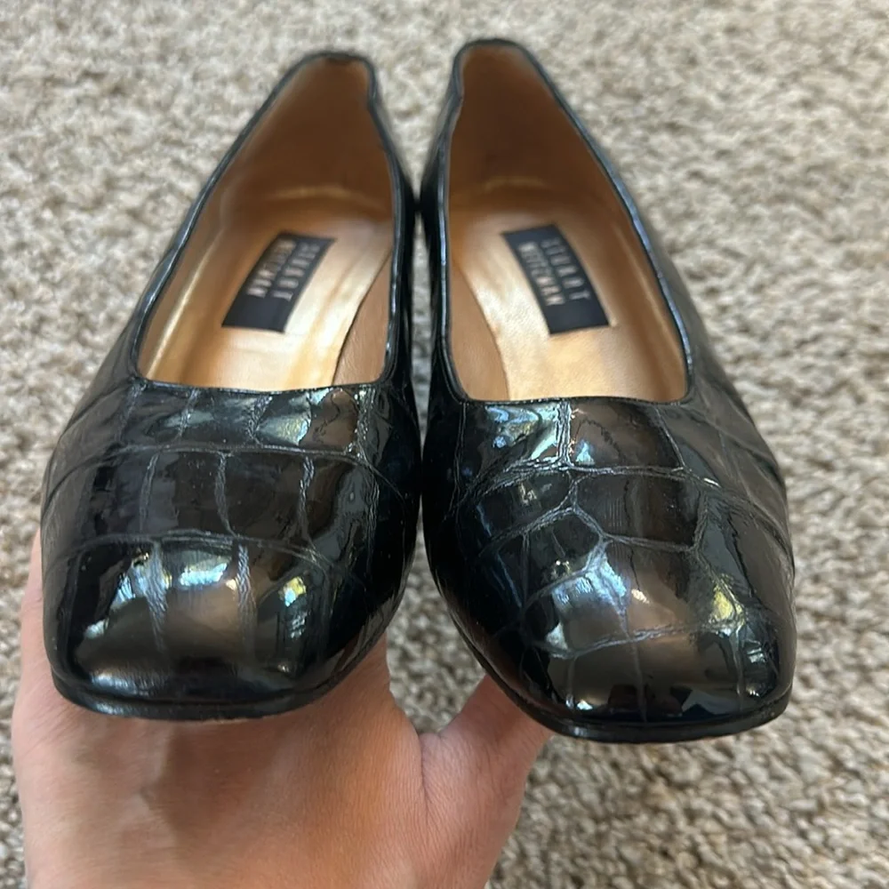 Stuart Weitzman Black Patent Croc Embossed Leather Pumps EU 39 US 8.5 Designer